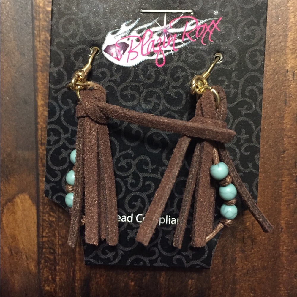 Earrings - Picture 2 of 4